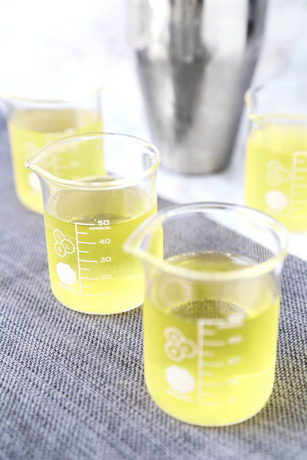 Green Tea Shot - This delicious cocktail gets its name from its bluish color - no green tea is actually used in this recipe. What you get is a bright and light peach scent. Recipes for cocktails, ale, recipes for beer, alcoholic beverages for the party, wine and spirits | takeoutfood.best