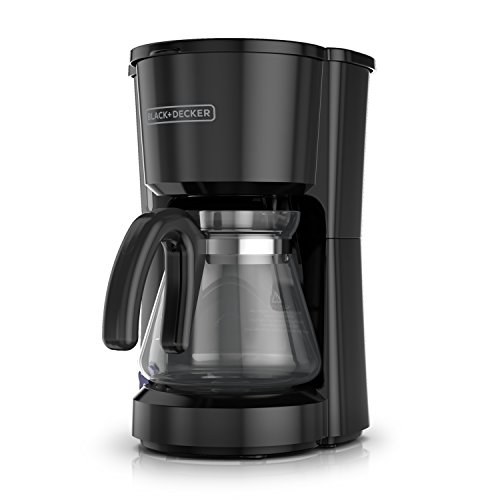 Black + DECKER 5-cup coffee machine (CM0700BZ)