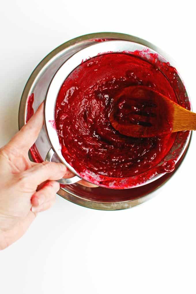 cranberry sauce with jelly