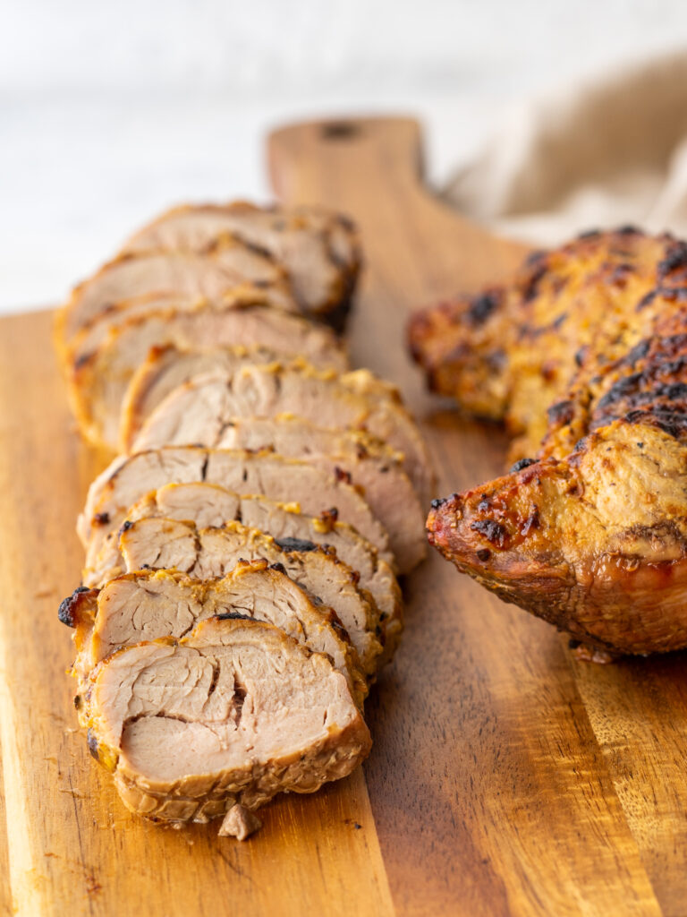 Photo 3/4 thinly sliced ​​pork loin in an air fryer