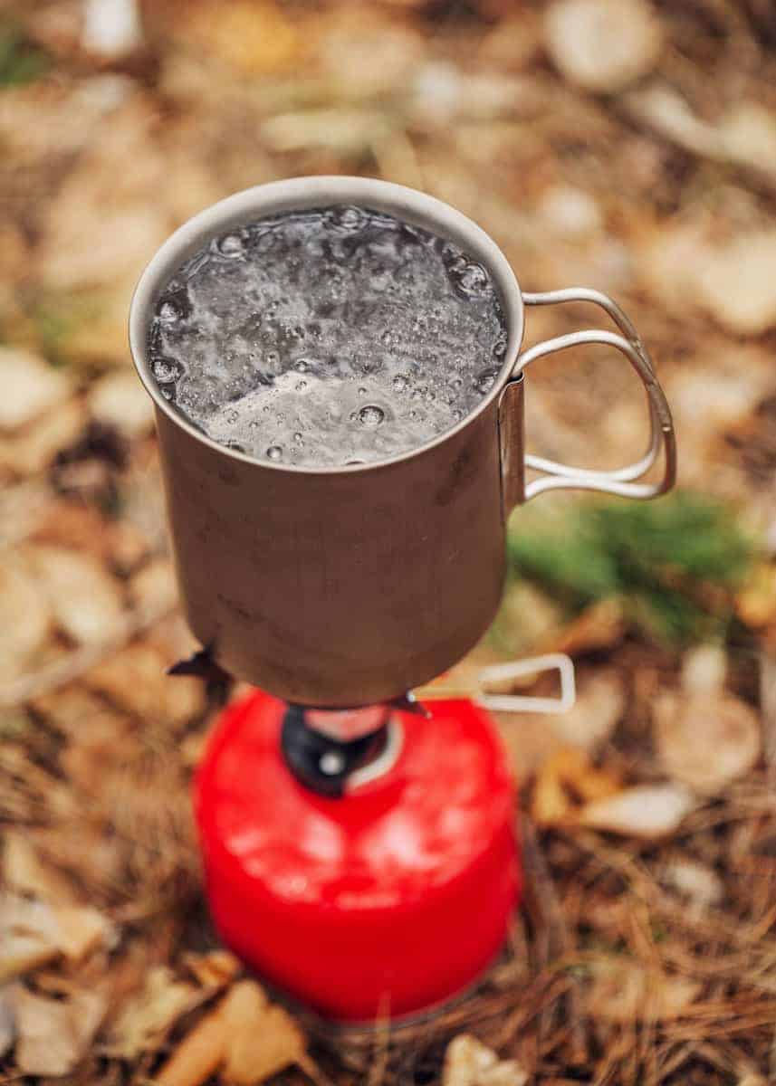 How Long to Boil Water to Purify for Drinking (According to Science)