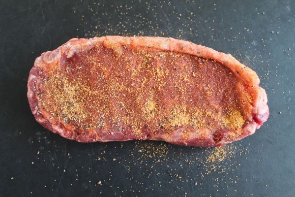 How to cook perfectly cooked steak in a baking pan