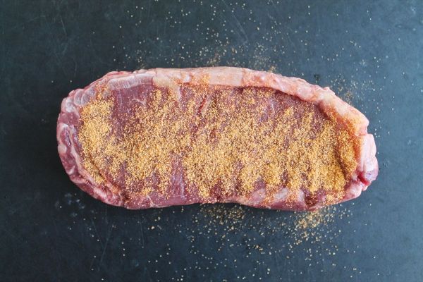 Step-by-step instructions for making Steak in a grill pan