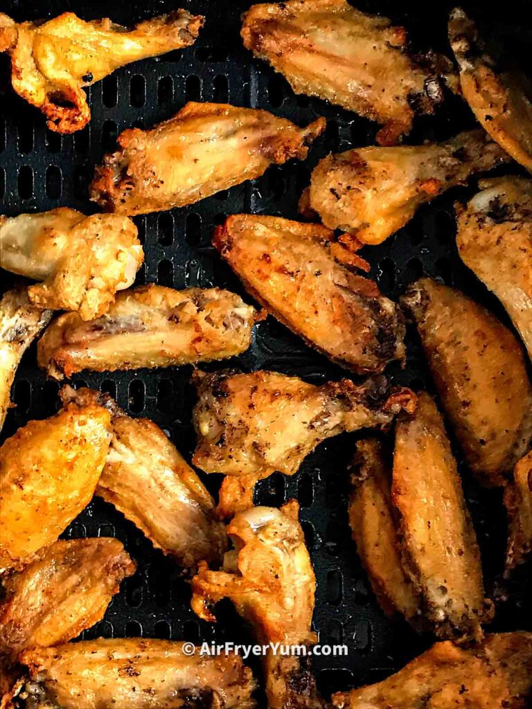 How long do frozen chicken wings fry in the air?