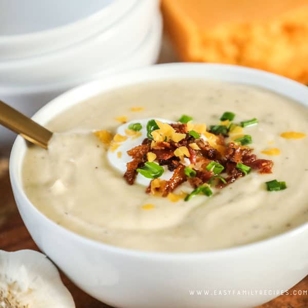 Cauliflower soup made in an instant pot