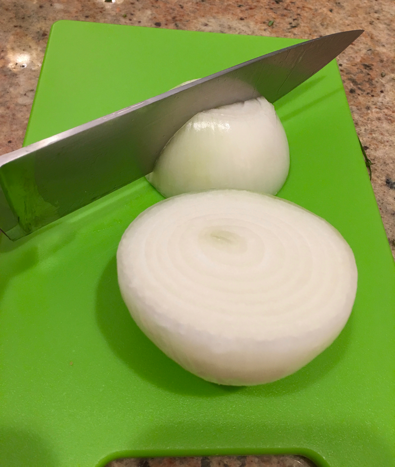 sliced ​​onion