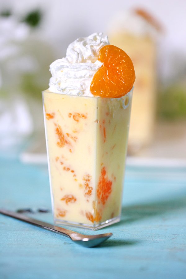 Easy Mandarin Orange Dessert comes with 3 ingredients