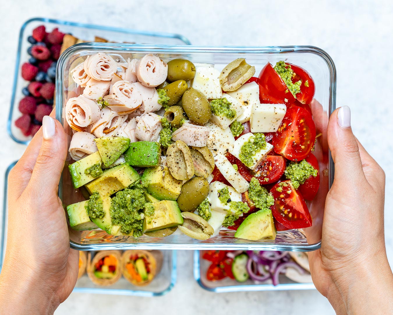 Clean up the Caprese turkey salad lunch box