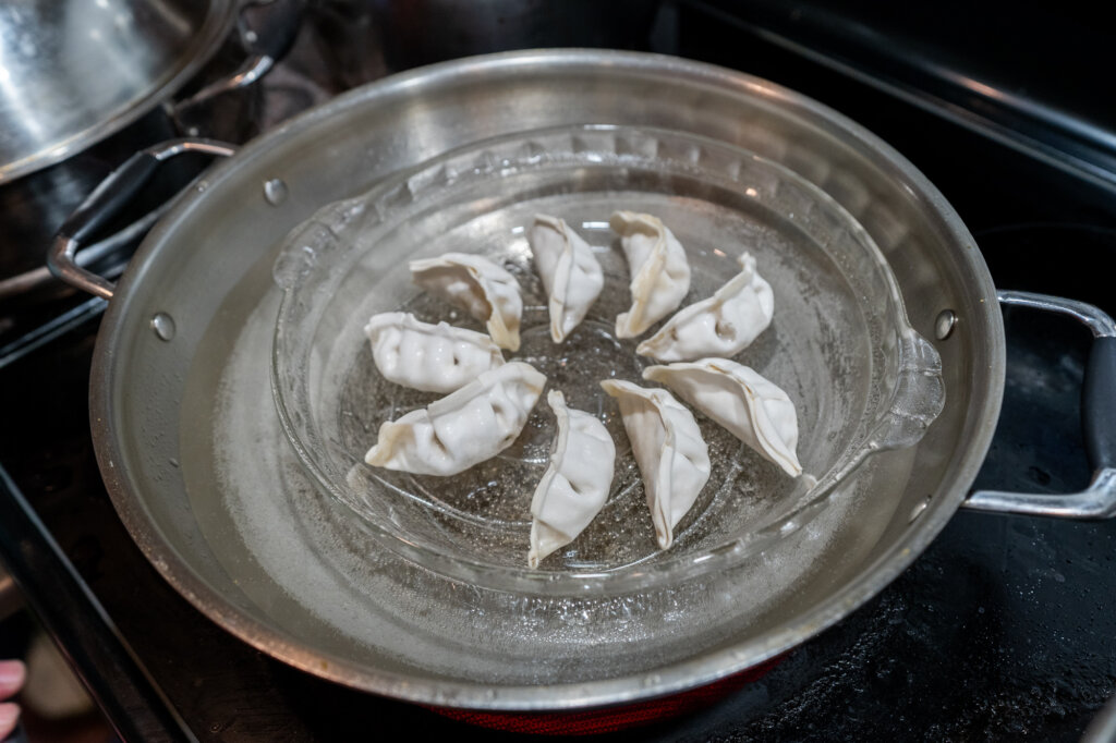 How to steam dumplings without a steamer