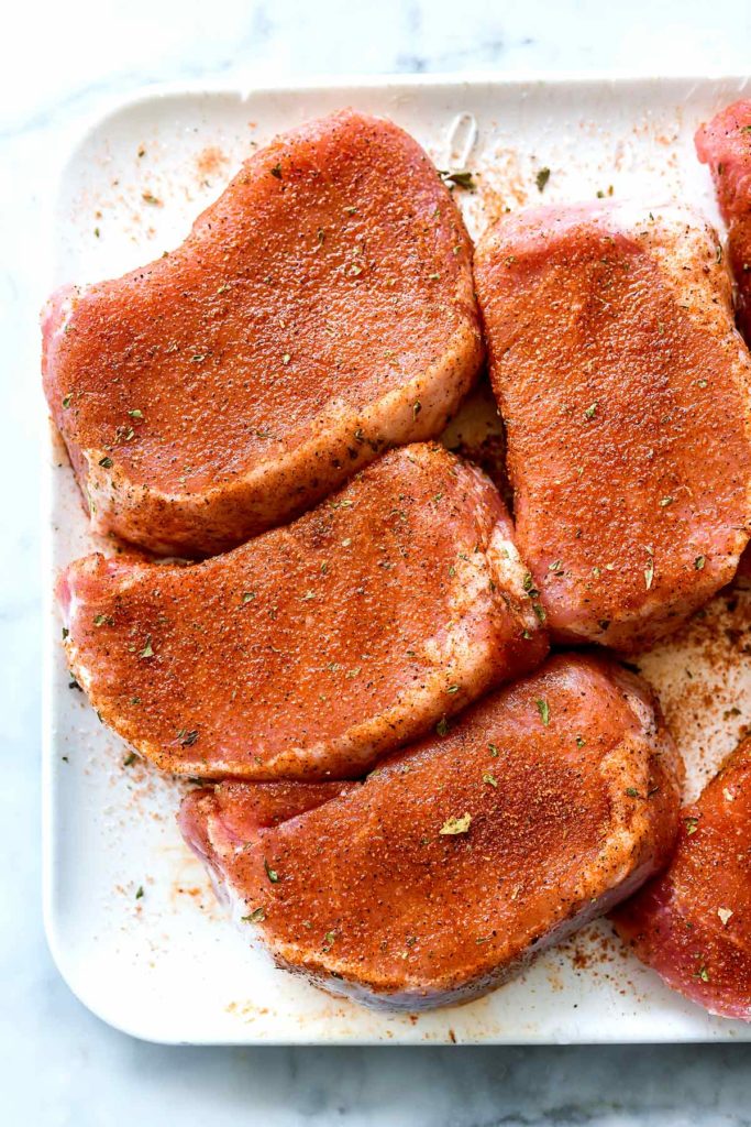 How to make grilled pork takeoutfood.best #porkchops #recipes #grilled