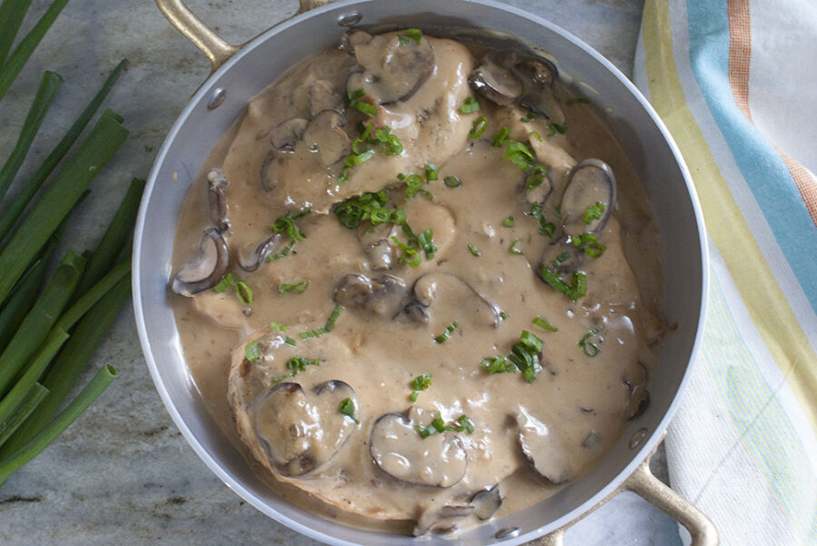 Serve the dish with smoked chicken and mushroom gravy