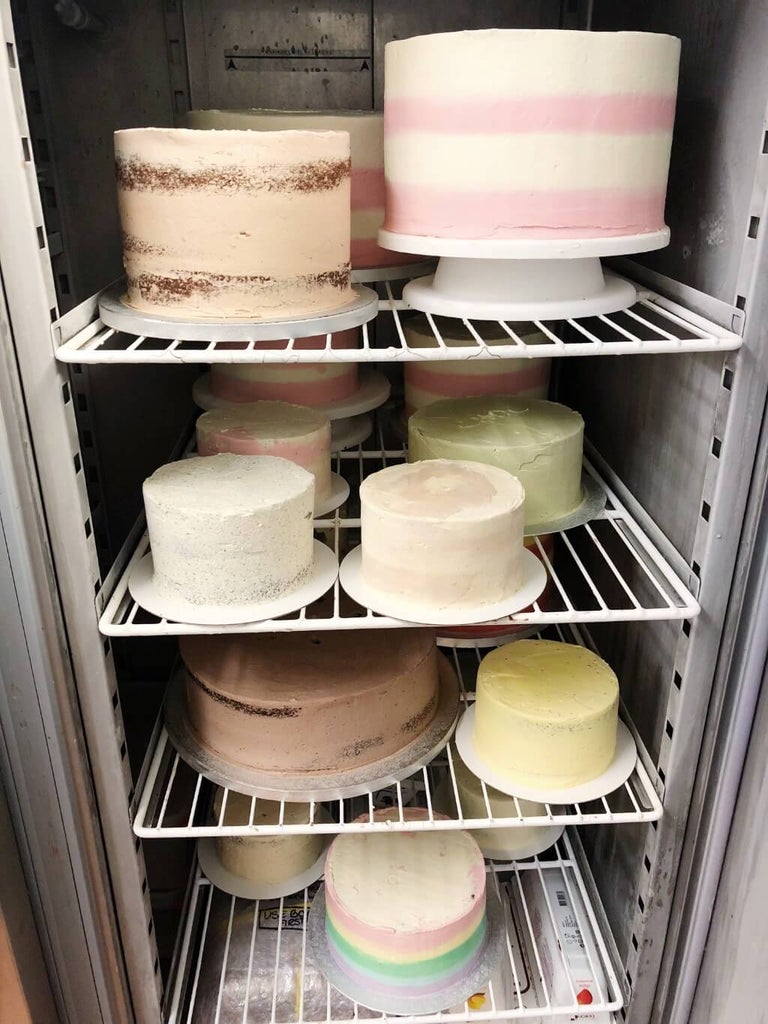 Buttercream cake layers