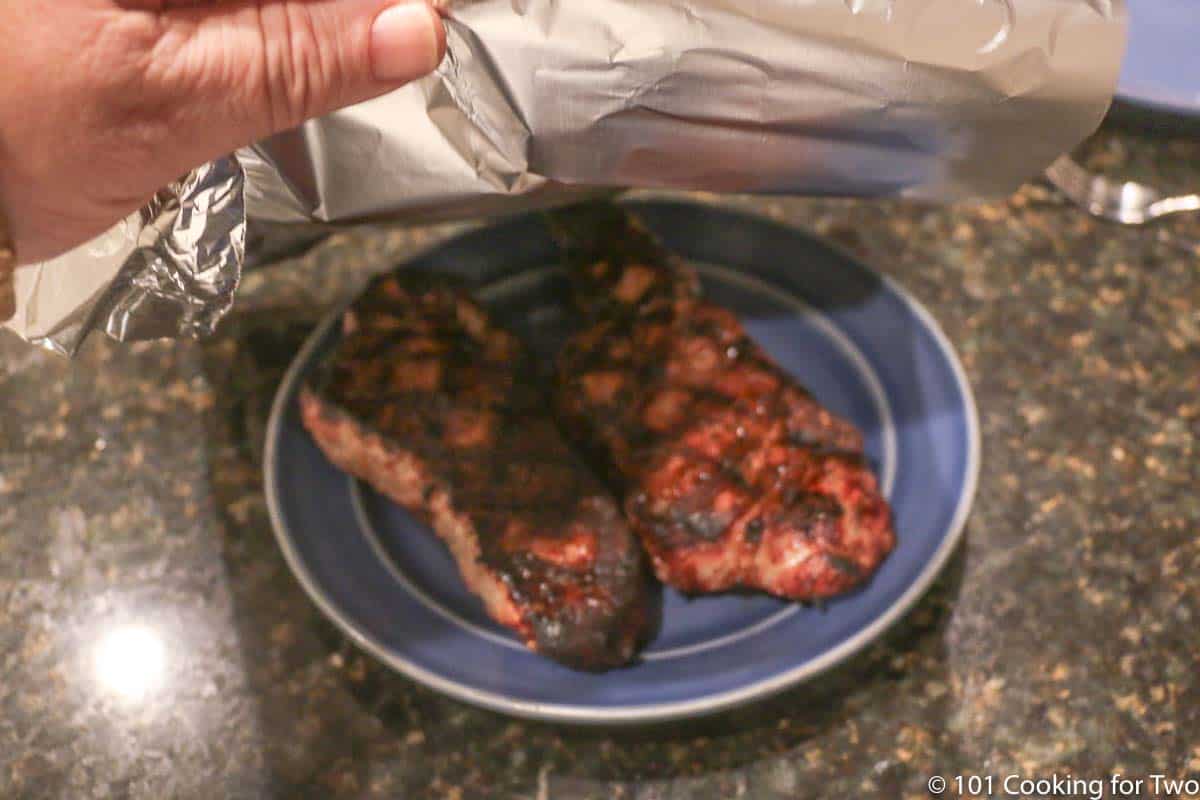 Dip cooked steak with foil