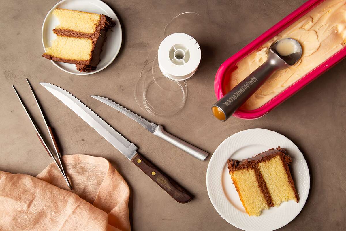 Best way to cut cake via @kingarthurflour