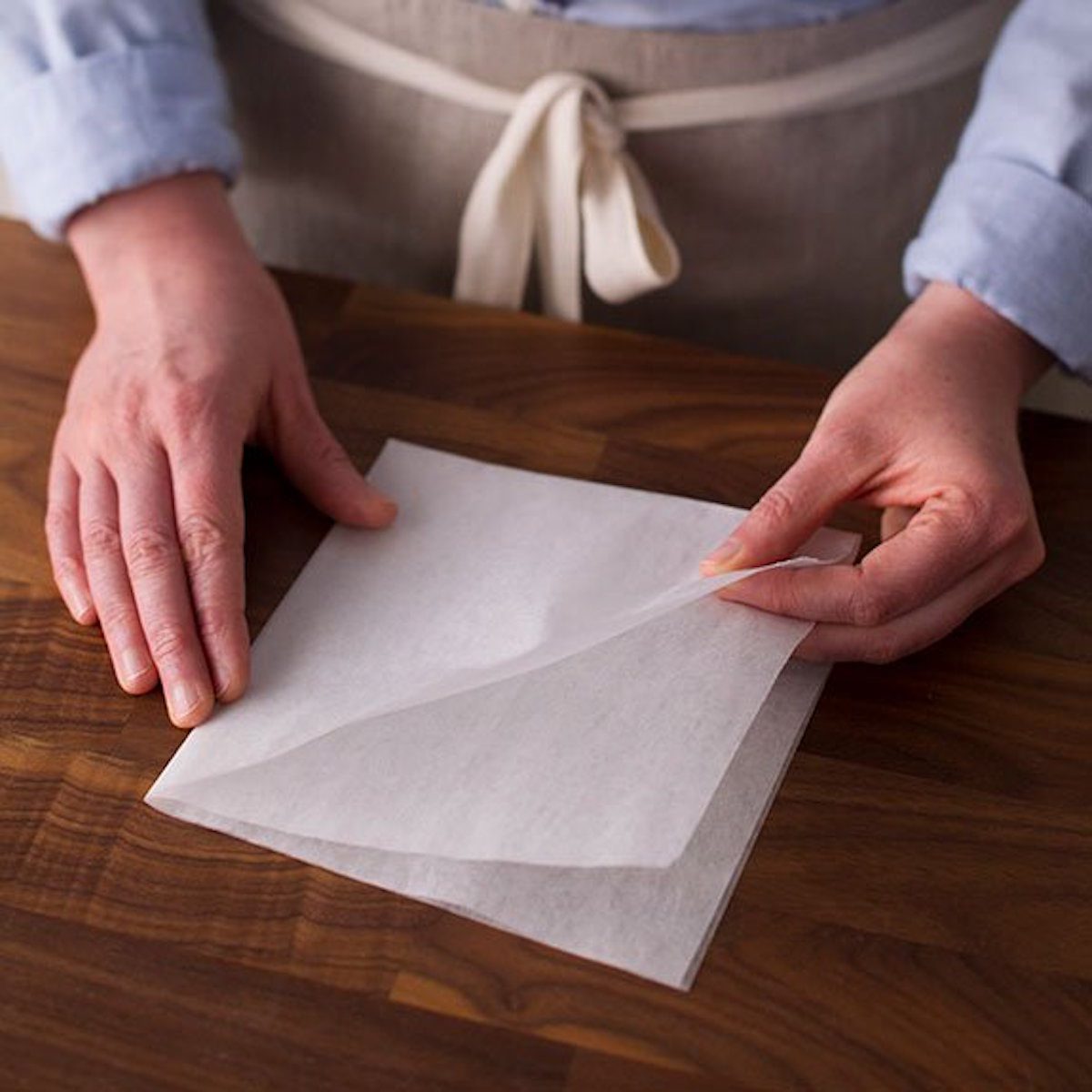 fold parchment for cake pan