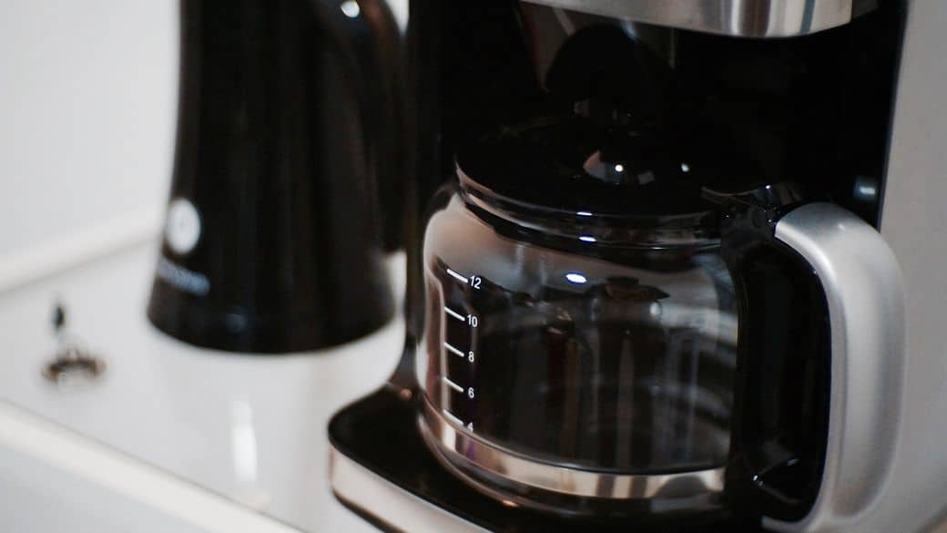 Coffee machine that heats water