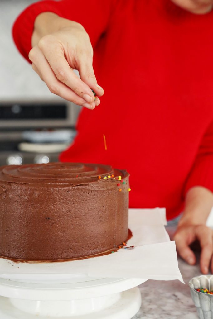 How to frost a three-layer cake