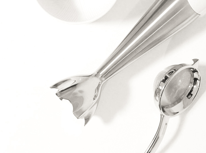 stainless steel hand blender and sifter