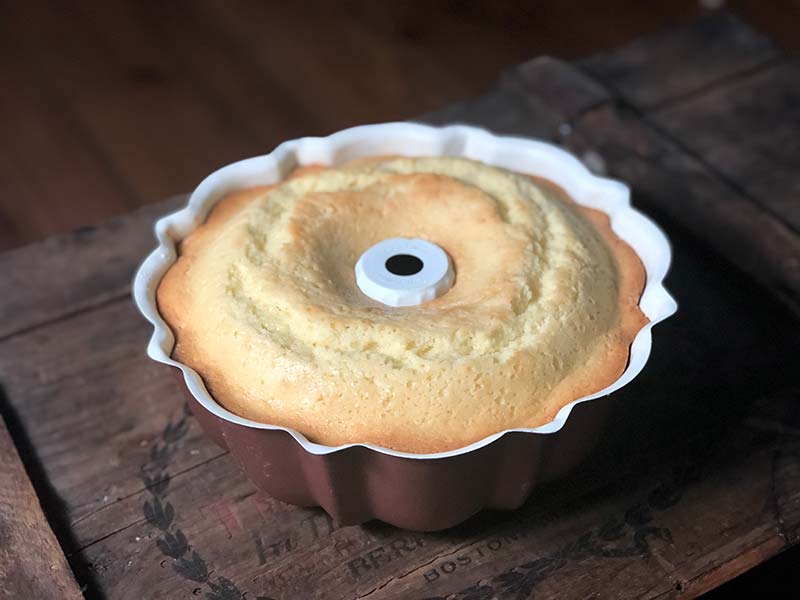 A simple trick used to free a jammed bun from its pan.