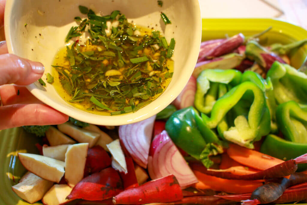 How to grill vegetables in a basket