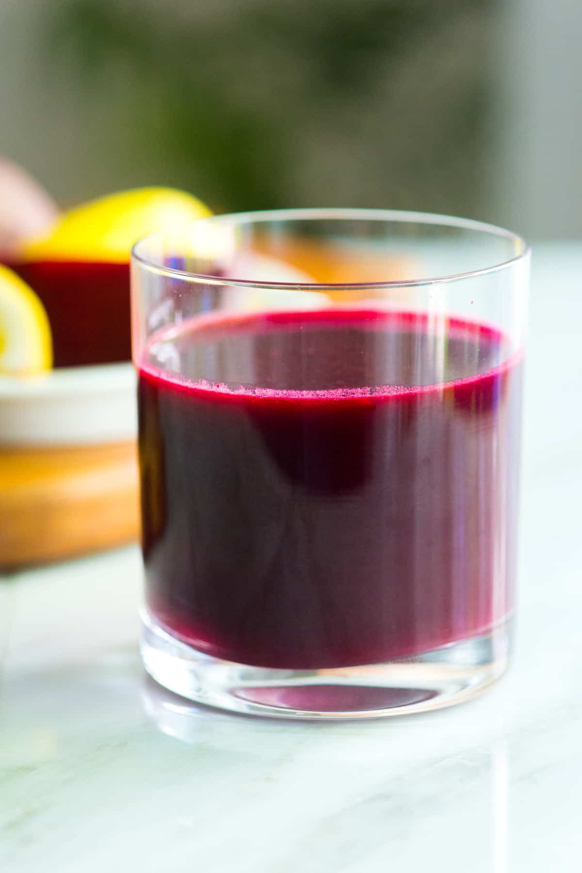 How to make natural sweet lemon ginger beetroot juice