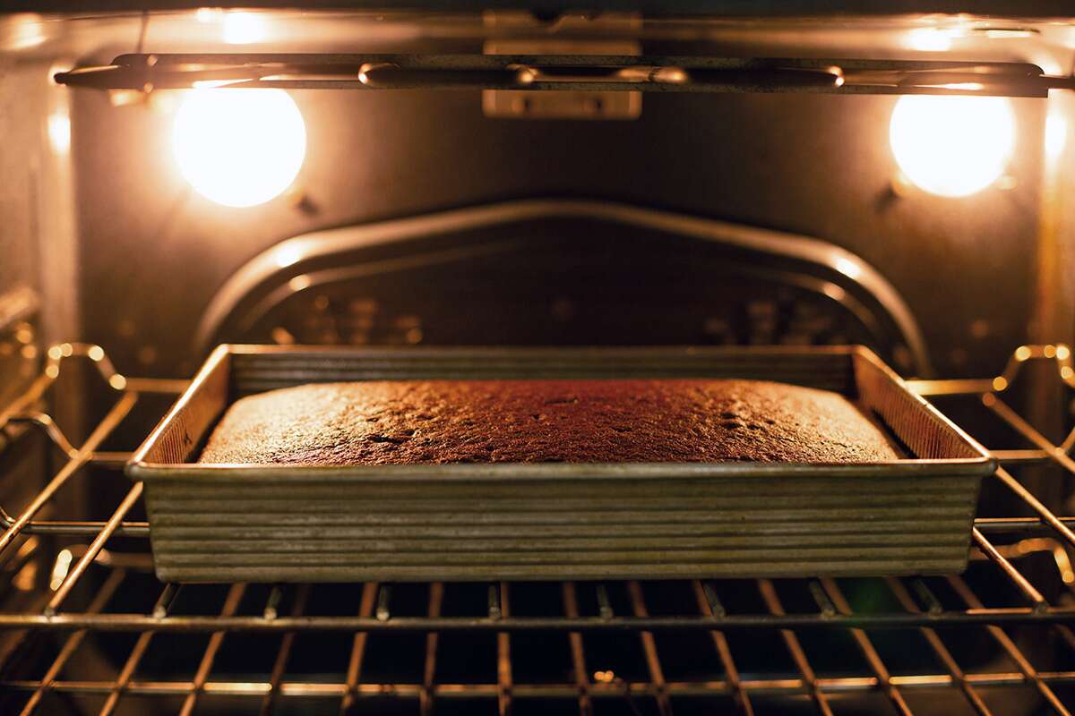 Chocolate cake out of 9" by 13" Bake the pan in the oven