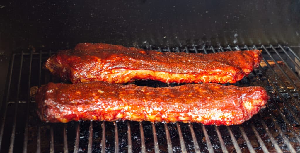 Smoked ribs with sauce