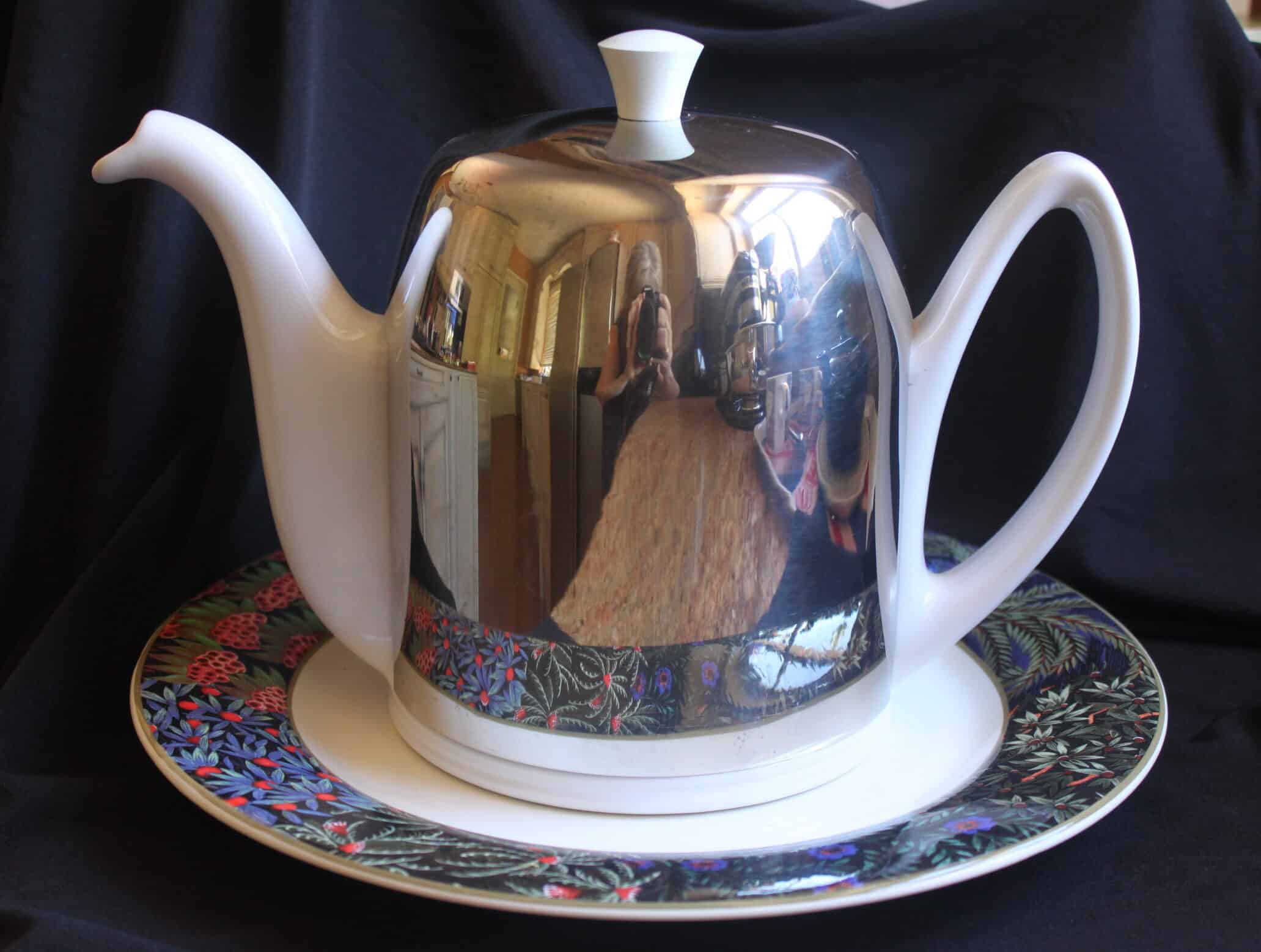 Degrenne teapot on porcelain plate