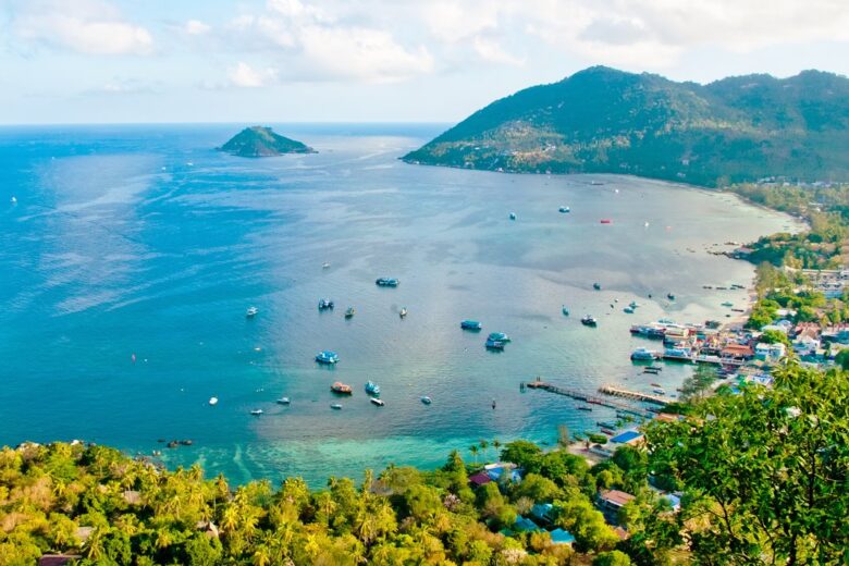 Where to Stay in Koh Tao: Mae Haad