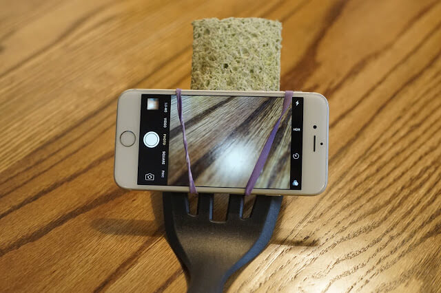 5. Cyber ​​Omelette DIY Selfie Stick