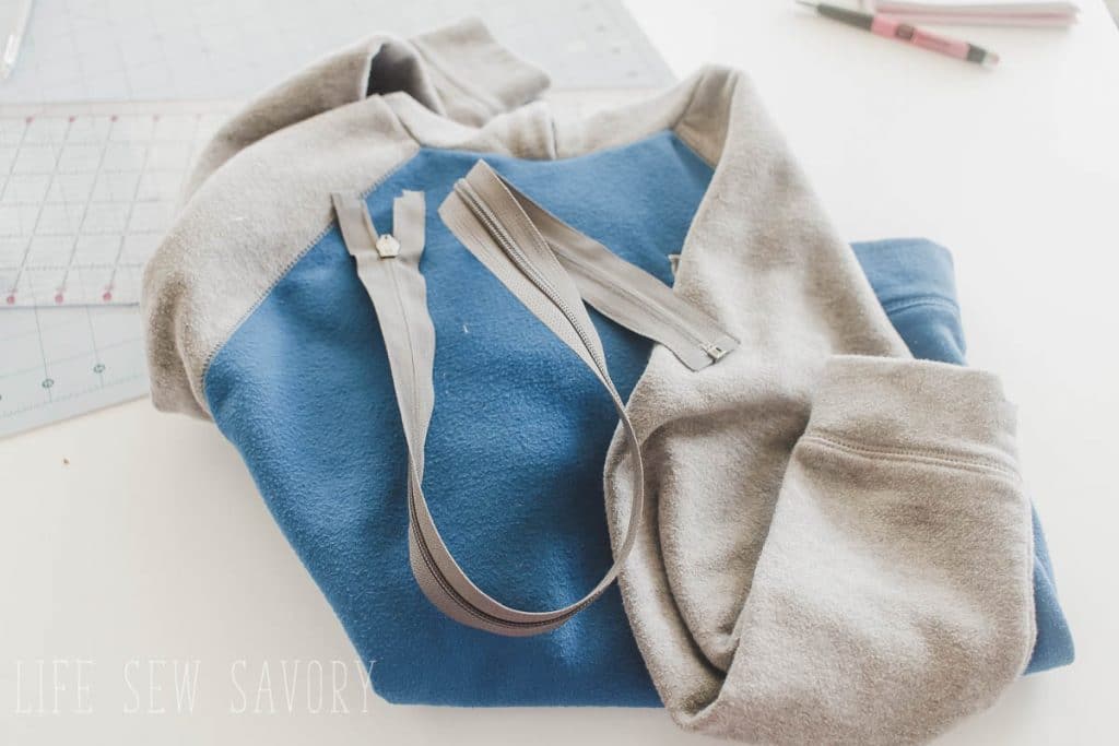 add a zipper to the hoodie