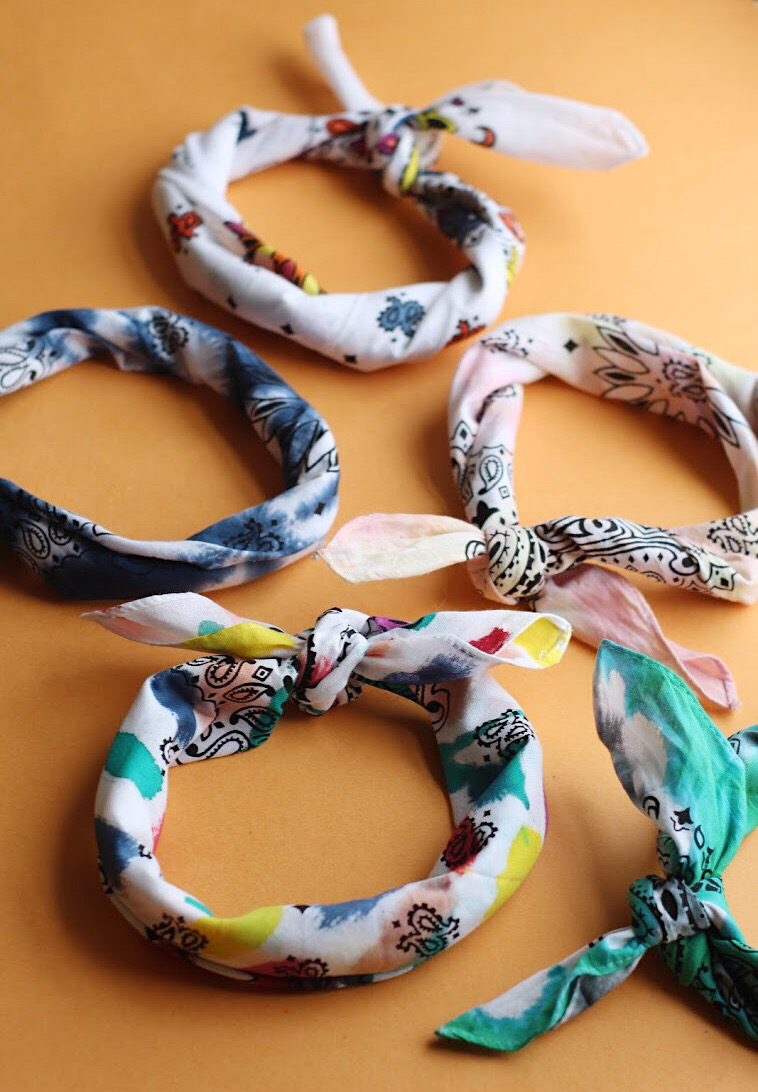 How to make your own bandana with dye is featured by top American craft blog, The Pretty Life Girls