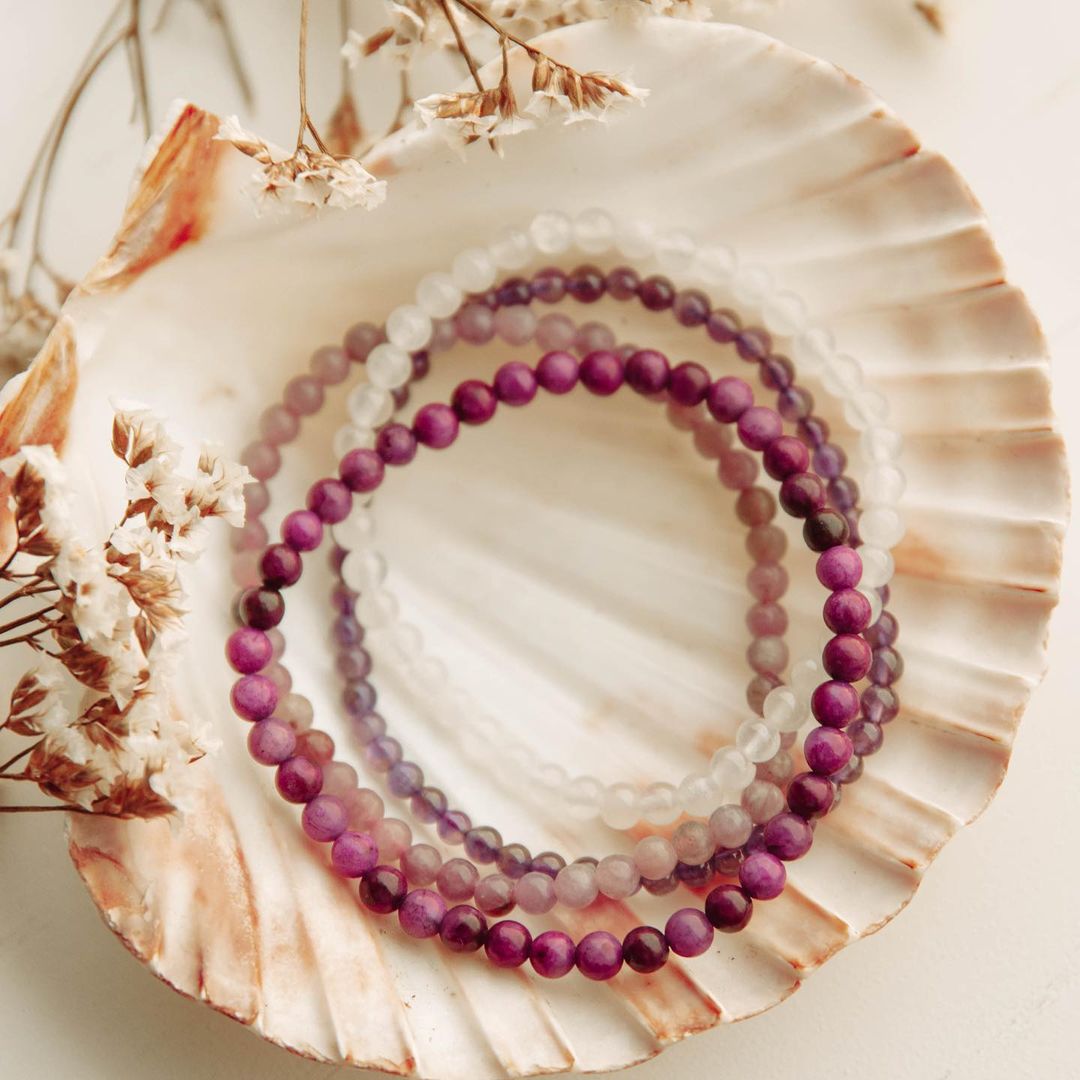 real gem bracelet in seashell