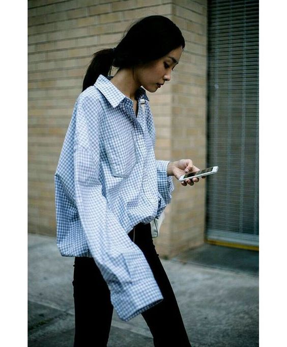 How to Wear Oversized Shirts For Women: Best Ideas To Copy 2021