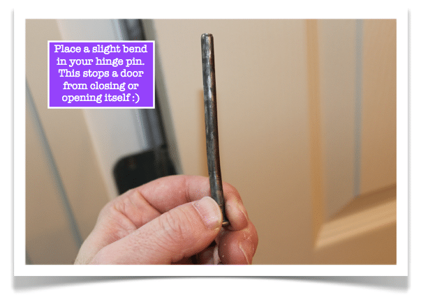 Fixing a self-closing and opening door-Put hinge pin bent