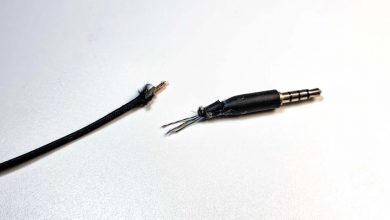 The weakest link in the cable is the joint between the plug and cable.