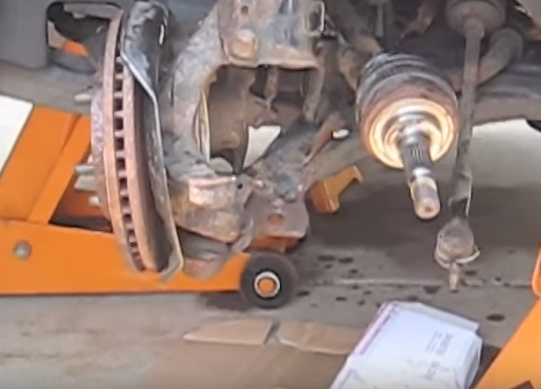 Toyota Camry 2002-2006: How to replace CV joint / shaft
