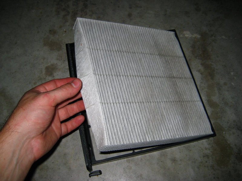 Honda Accord: How to change the cabin air filter