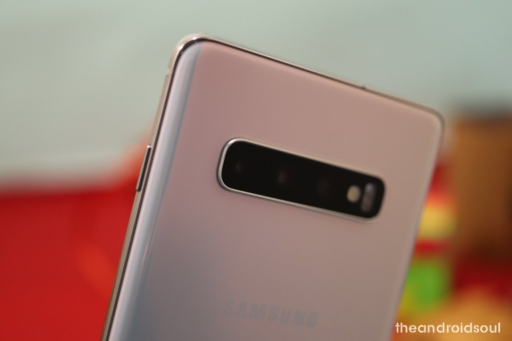 Ads stop Galaxy S10