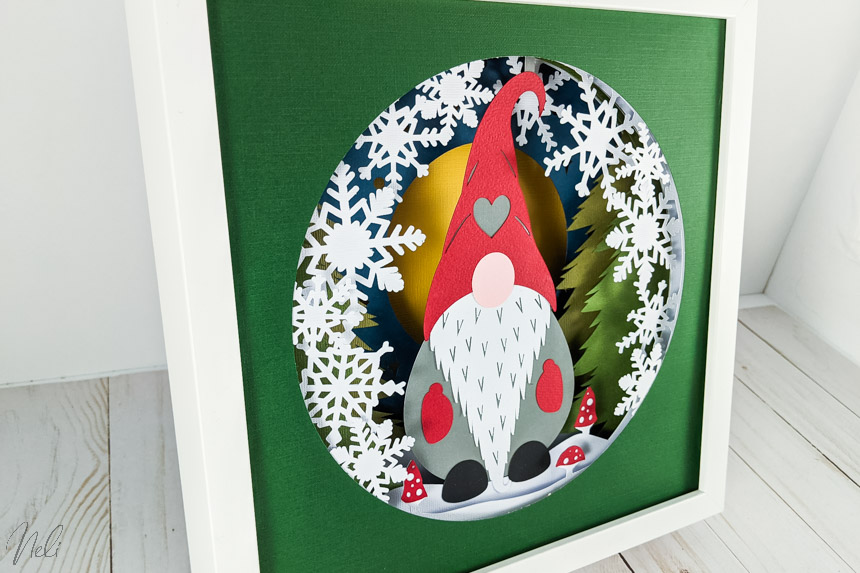 3D shadow box with Gnome and snowflake