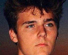 Alex Ernst dating 2021 profile