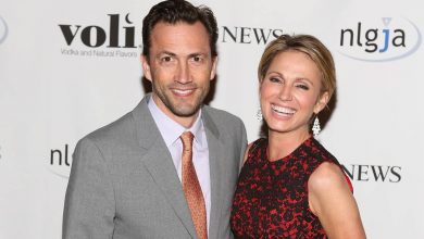amy-robach-husband-smile