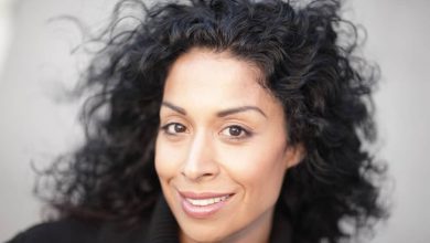 Learn how to get rid of a burnt hair smell after flat ironing