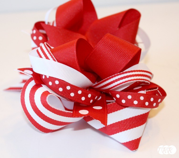 How to make a big bow for multi-loop stacked hair - Ribbon Retreat Blog