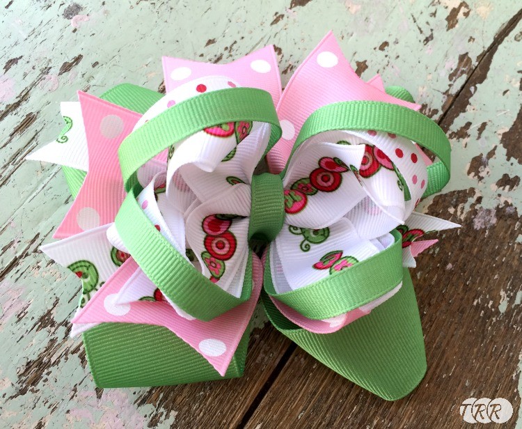 How to make a large bow for multi-loop stacked hair - Ribbon Retreat Blog