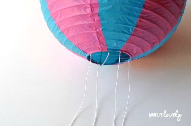 Easy paper hot air balloon craft