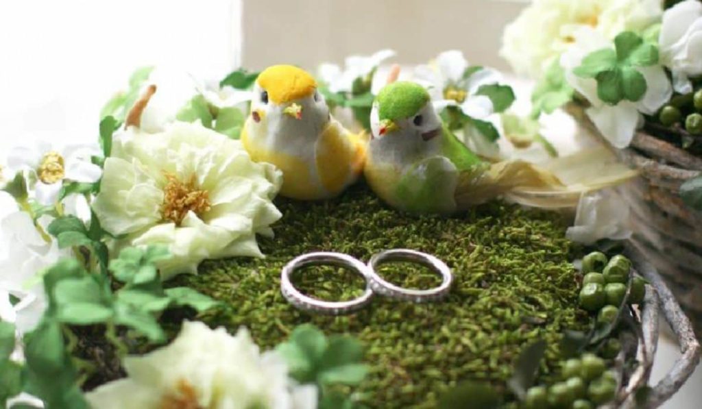 engagement ring tray decoration ideas
