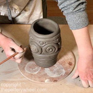 hand building pottery without a wheel