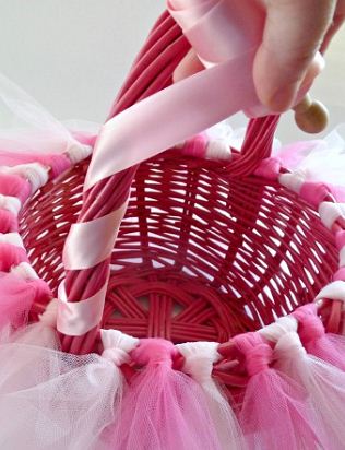 Wrap the Easter basket handles with ribbon