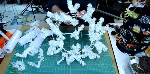 Deco Mesh Snowman Wreath How to Make